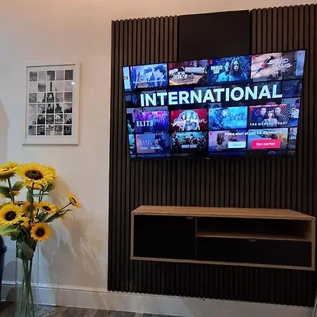 B05 New Boutique Mezzanine Free Parking Wifi Centre Disc On Wkly And Monthly Apartment