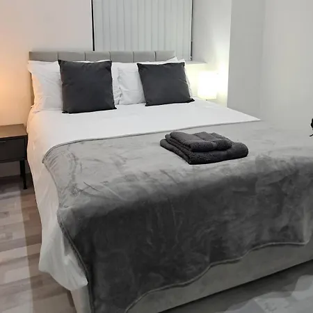 Apartment B05 New Boutique Mezzanine Free Parking Wifi Centre Disc On Wkly And Monthly