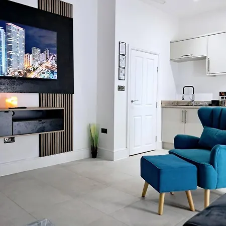B05 New Boutique Mezzanine Free Parking Wifi Centre Disc On Wkly And Monthly Apartment *