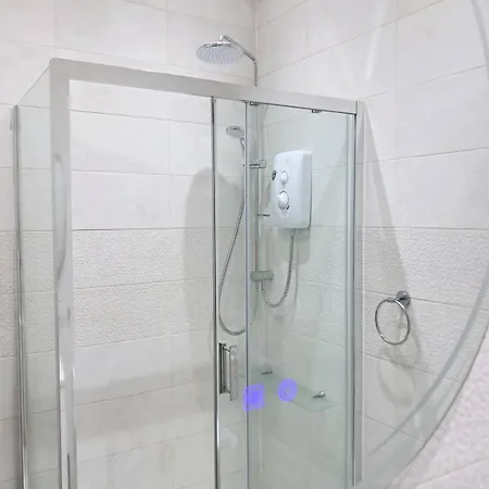 B05 New Boutique Mezzanine Free Parking Wifi Centre Disc On Wkly And Monthly Apartment